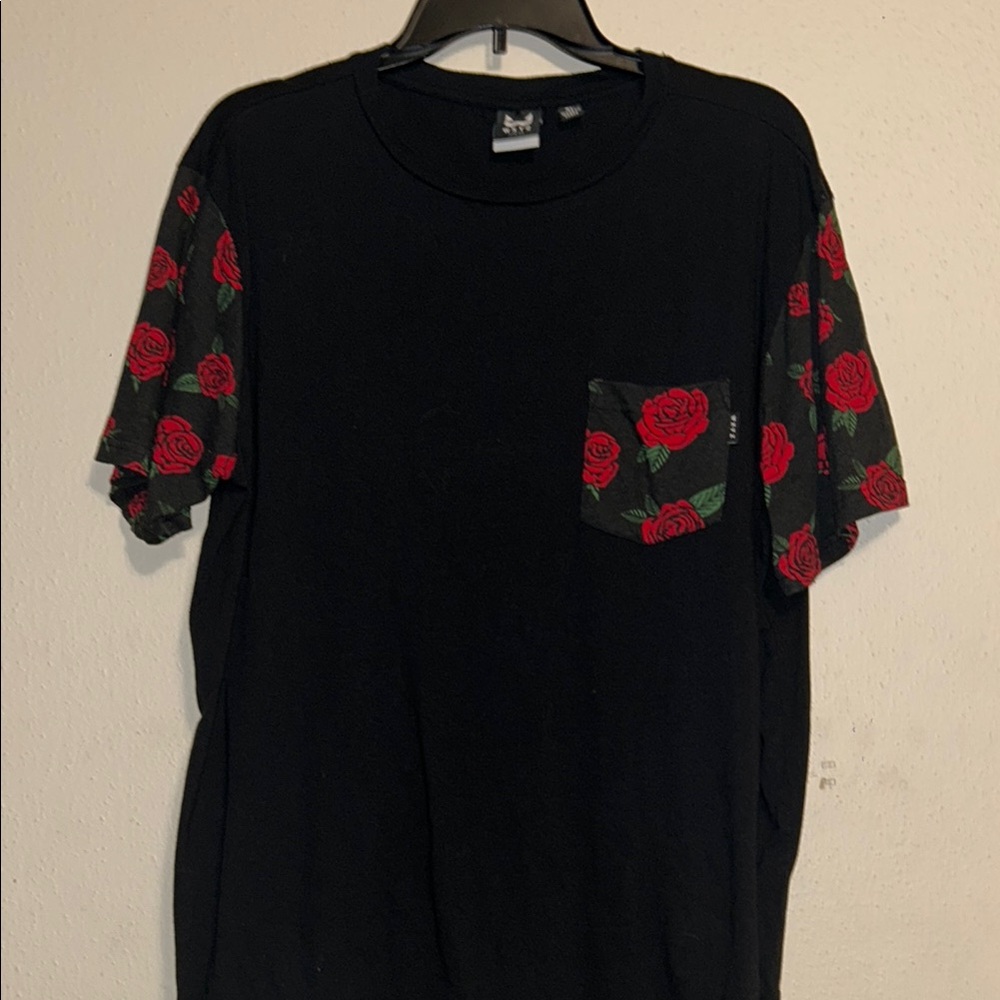 Black and Red Floral Short Sleeve Tee